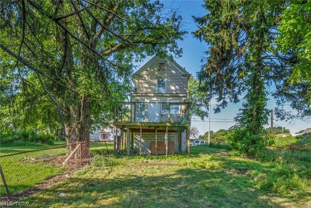 357 N Adams Street, Akron, OH 44304