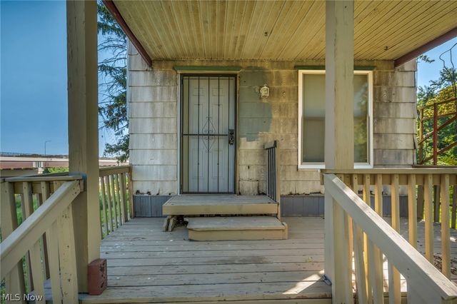 357 N Adams Street, Akron, OH 44304