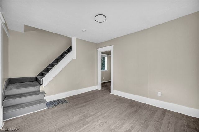 357 N Adams Street, Akron, OH 44304