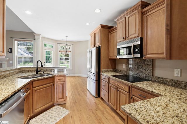 2 Wadsworth Court, Greer, SC 29651