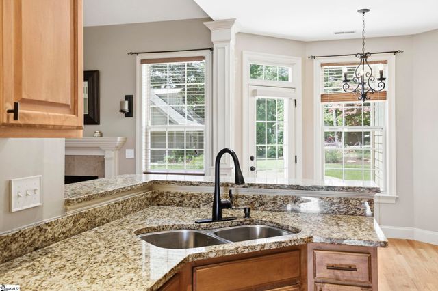 2 Wadsworth Court, Greer, SC 29651