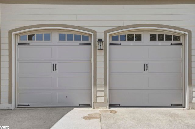 2 Wadsworth Court, Greer, SC 29651