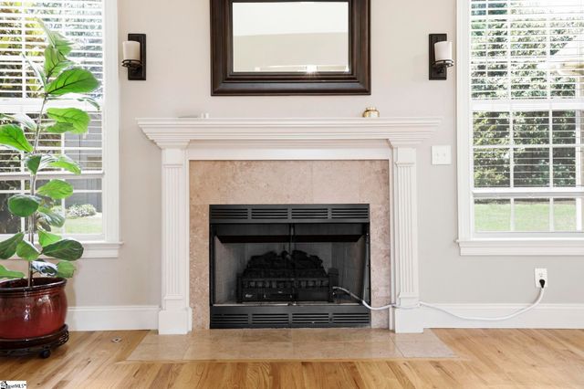 2 Wadsworth Court, Greer, SC 29651