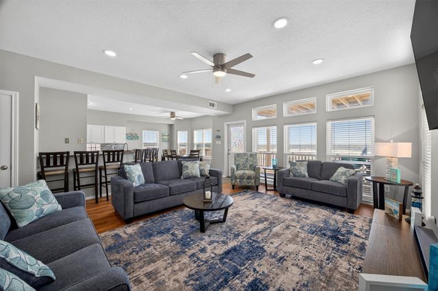 206 Starfish, Surfside Beach, TX 77541
