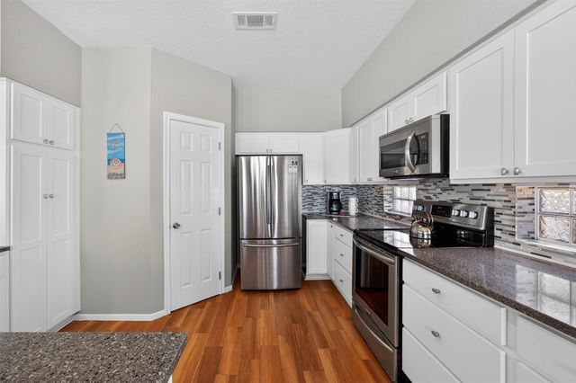 206 Starfish, Surfside Beach, TX 77541