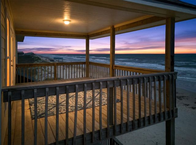 206 Starfish, Surfside Beach, TX 77541