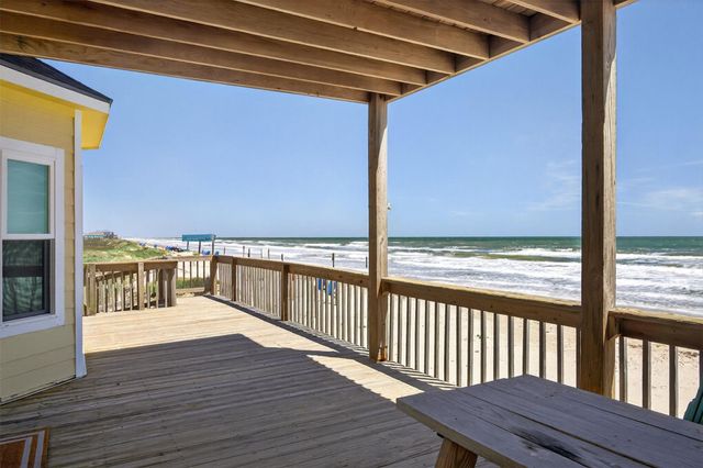 206 Starfish, Surfside Beach, TX 77541