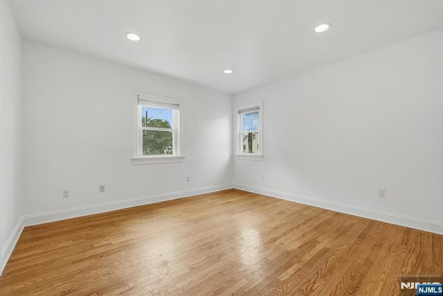 280 Birchwood Road, New Milford, NJ 07646