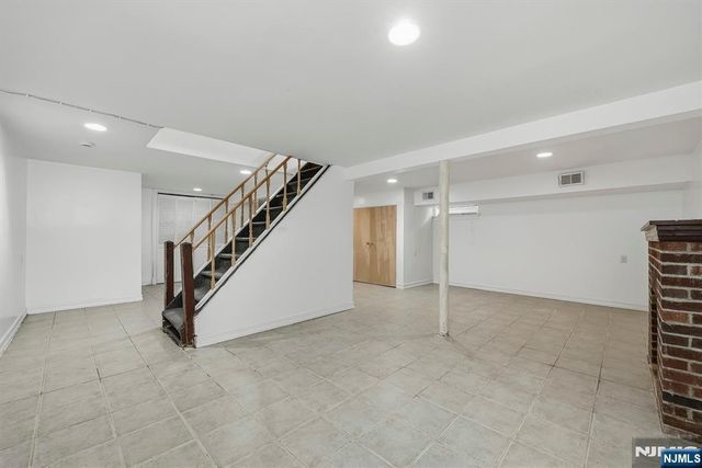 280 Birchwood Road, New Milford, NJ 07646