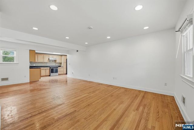 280 Birchwood Road, New Milford, NJ 07646