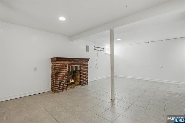 280 Birchwood Road, New Milford, NJ 07646