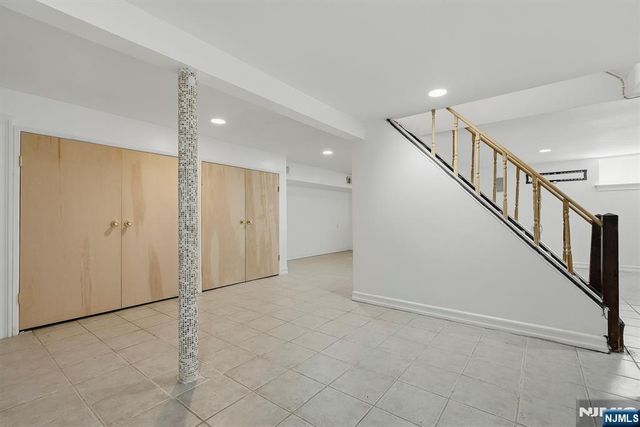 280 Birchwood Road, New Milford, NJ 07646