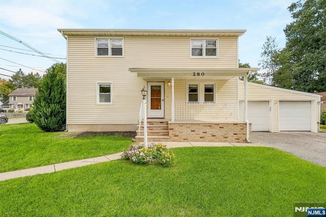 280 Birchwood Road, New Milford, NJ 07646