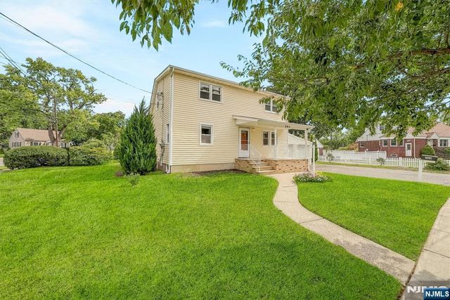 280 Birchwood Road, New Milford, NJ 07646