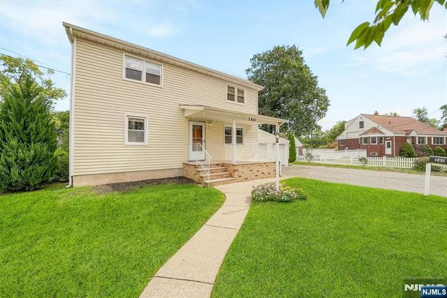 280 Birchwood Road, New Milford, NJ 07646