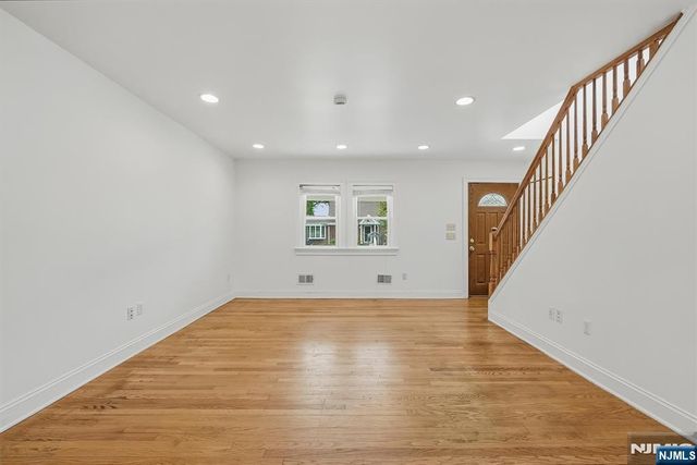 280 Birchwood Road, New Milford, NJ 07646
