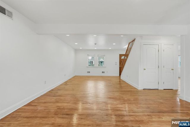 280 Birchwood Road, New Milford, NJ 07646
