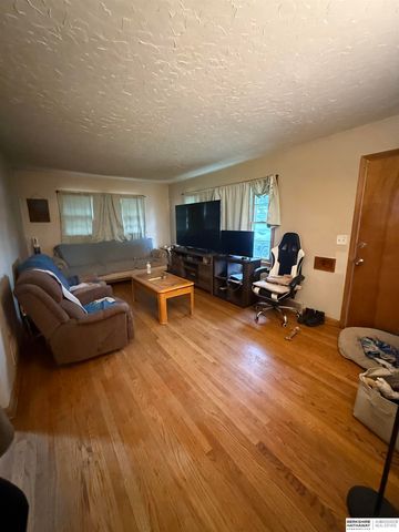 4419 Jaynes Street, Omaha, NE 68111