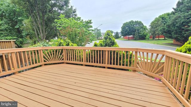 1987 TEASEL CT, Woodbridge, VA 22192