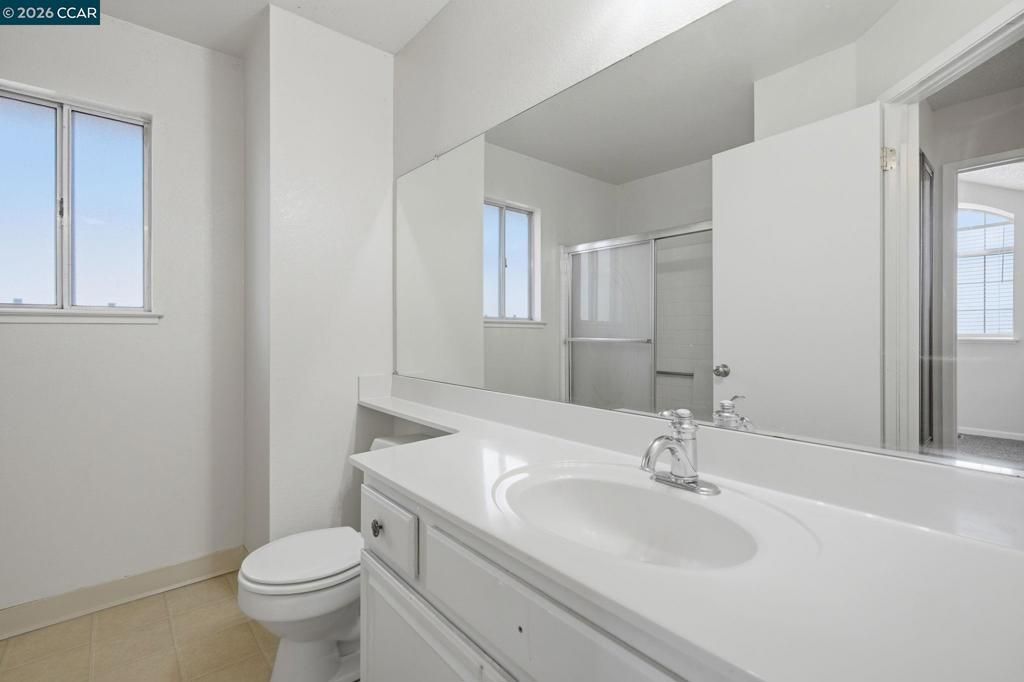 Image 55 of property listing at 6033 Lakeview Cir, Fairfield, CA 94534