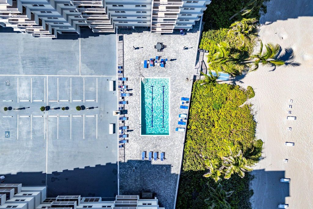 Image 32 of property listing at 3301 S Ocean Boulevard 105, Highland Beach, FL 33487