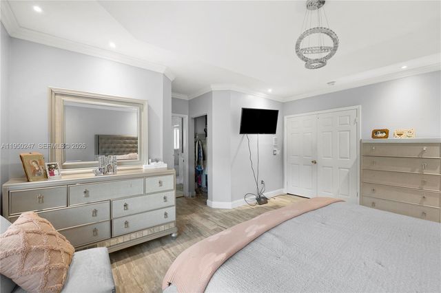 11243 NW 58th Ter 1, Doral, FL 33178