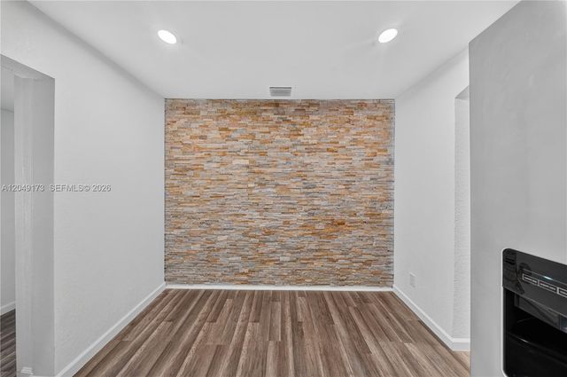9828 NW 26th Ave, Miami, FL 33147