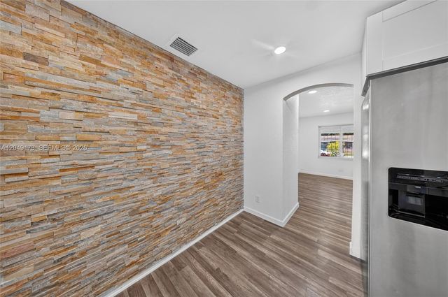9828 NW 26th Ave, Miami, FL 33147