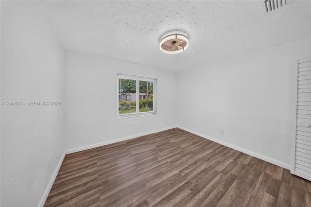 9828 NW 26th Ave, Miami, FL 33147