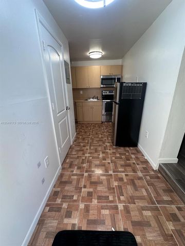 9828 NW 26th Ave, Miami, FL 33147