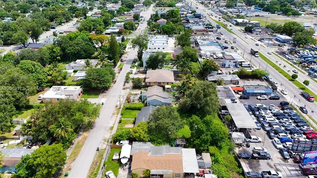 9828 NW 26th Ave, Miami, FL 33147