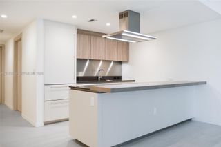 1000 Brickell Plaza 4205, Miami, FL 33131