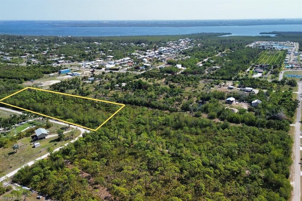 4031 Pinetree BLVD, ST. JAMES CITY, FL 33956 — photo 3
