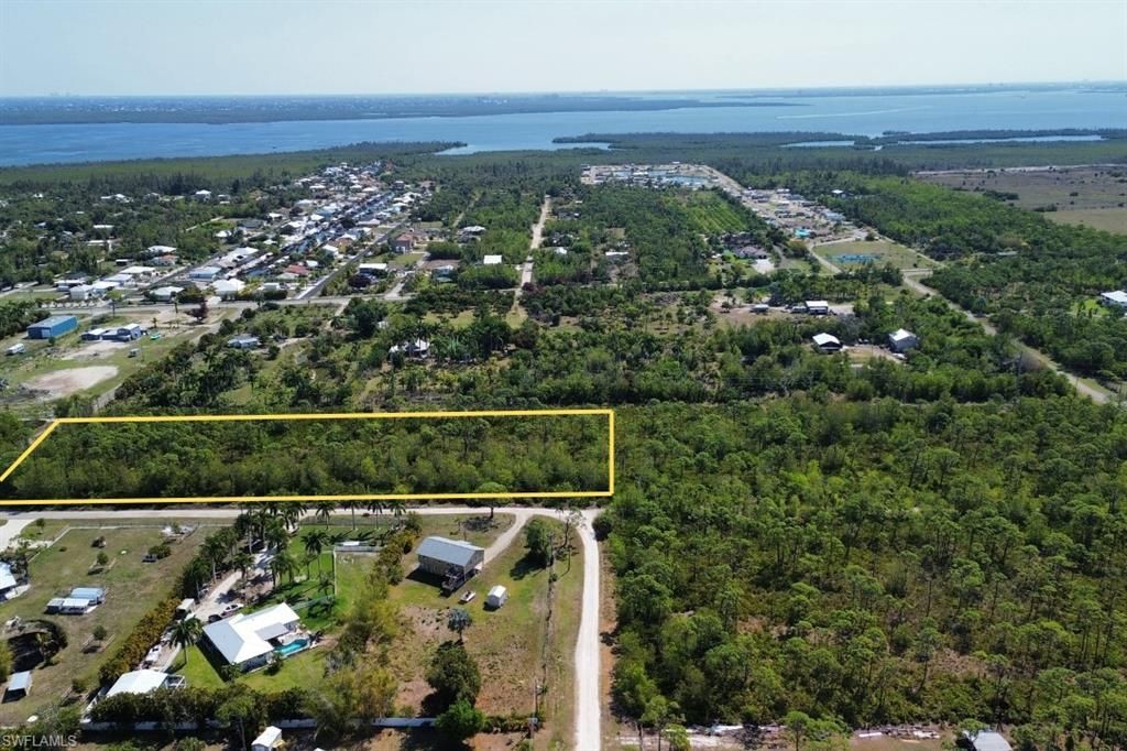 4031 Pinetree BLVD, ST. JAMES CITY, FL 33956 — photo 4