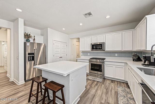 35121 N MAGNETTE Way, San Tan Valley, AZ 85144