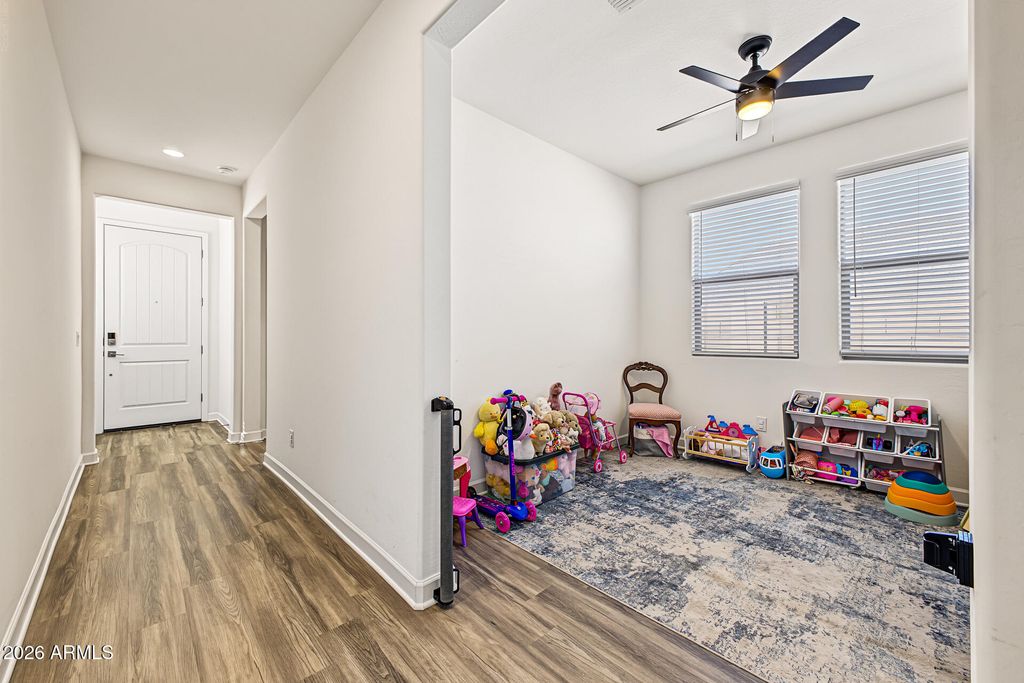 35121 N MAGNETTE Way, San Tan Valley, AZ 85144 — photo 3
