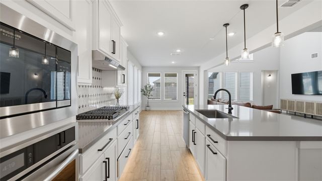 195 Grand Canyon WAY, Kyle, TX 78640