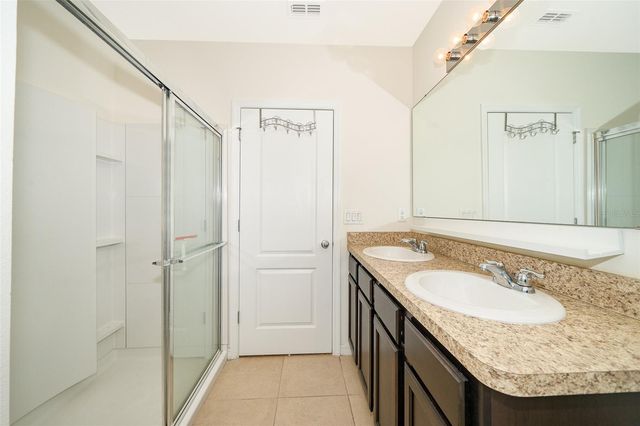 241 ARBOR LAKES DRIVE, Davenport, FL 33896