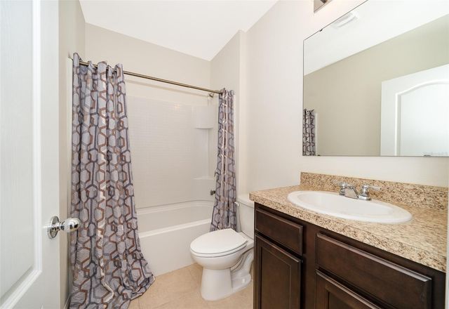 241 ARBOR LAKES DRIVE, Davenport, FL 33896