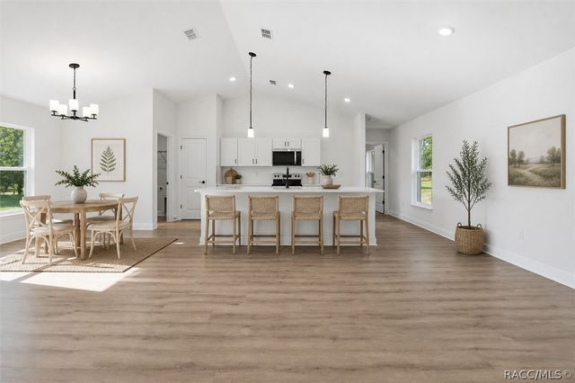 7032 N Foxdale Drive, Dunnellon, FL 34434