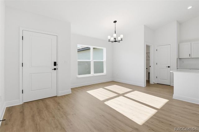 7032 N Foxdale Drive, Dunnellon, FL 34434