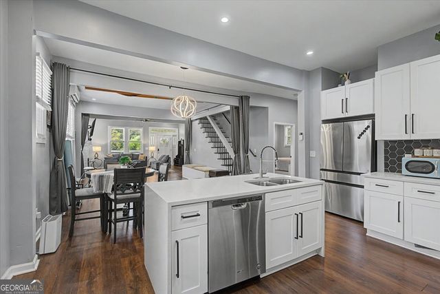 3216 Dogwood Drive, Atlanta, GA 30354