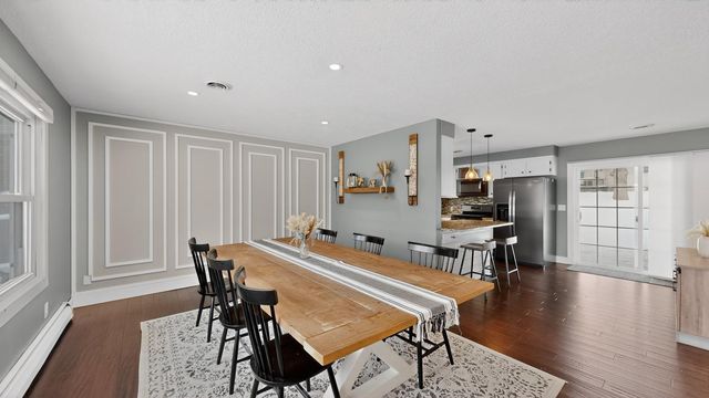 3927 Oak Park Circle SE, Rochester, MN 55904