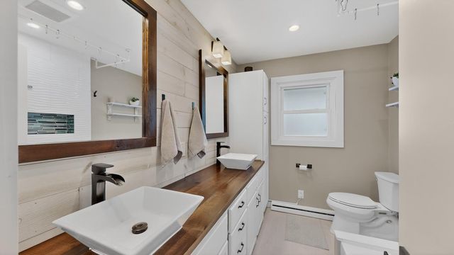 3927 Oak Park Circle SE, Rochester, MN 55904