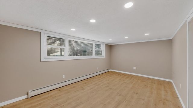 3927 Oak Park Circle SE, Rochester, MN 55904