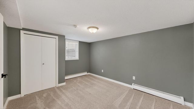 3927 Oak Park Circle SE, Rochester, MN 55904