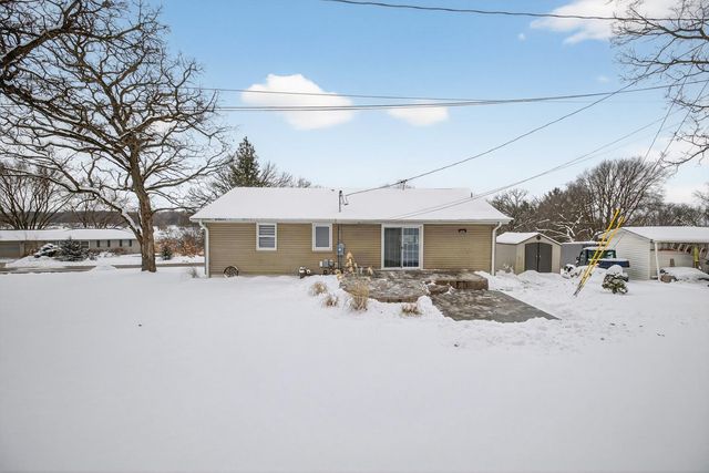 3927 Oak Park Circle SE, Rochester, MN 55904