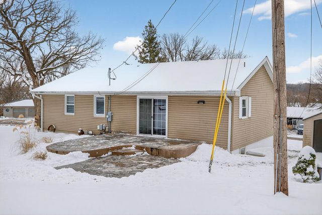 3927 Oak Park Circle SE, Rochester, MN 55904