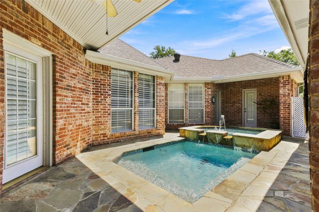 3106 Stornoway Trail, Arlington, TX 76012