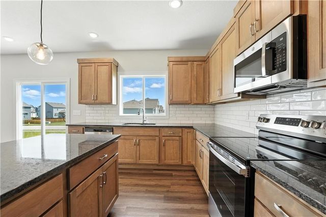 12202 Emerald Street, Olathe, KS 66061